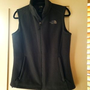 Women's Northface fleece vest